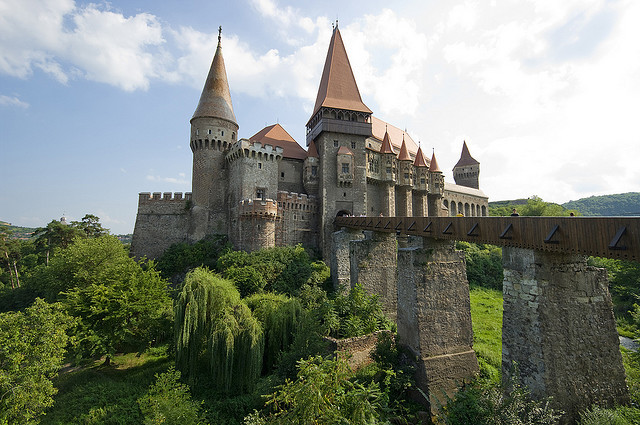 Castelul Huniazilor  is a Gothic-Renaissance castle in Hunedoara, Transylvania, present day Romania. In February 2007, Hunyad Castle played host to the British...
