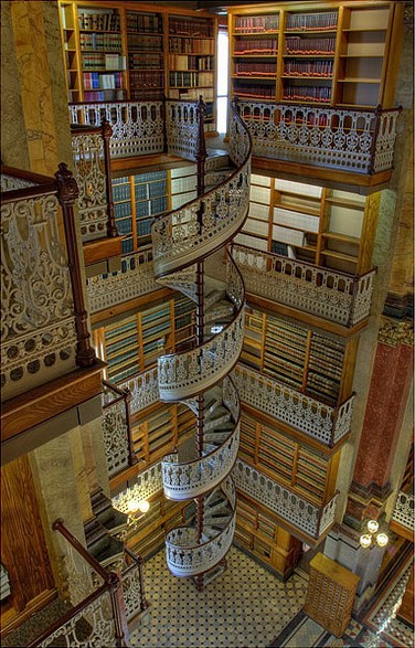 Spiral Staircase, State Law Library, Des Moines, Iowa