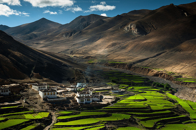by CoolbieRe on Flickr.Typical himalayan village in Tibet.