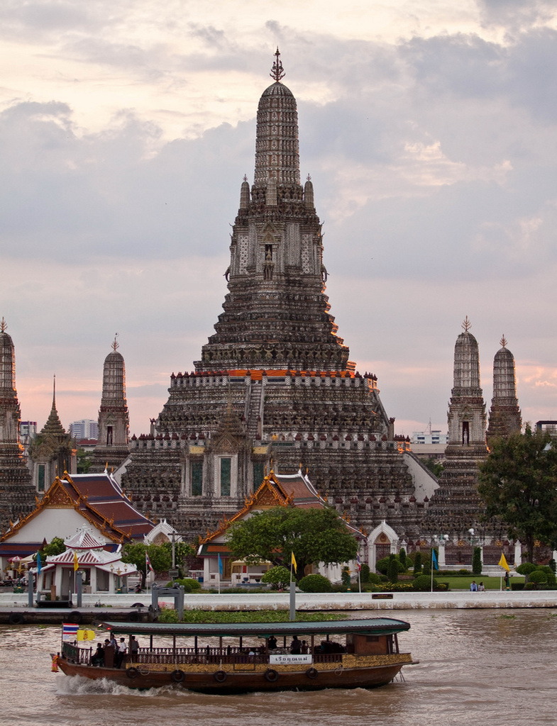 Wat Arun, the Temple of Dawn in Bangkok, Thailand