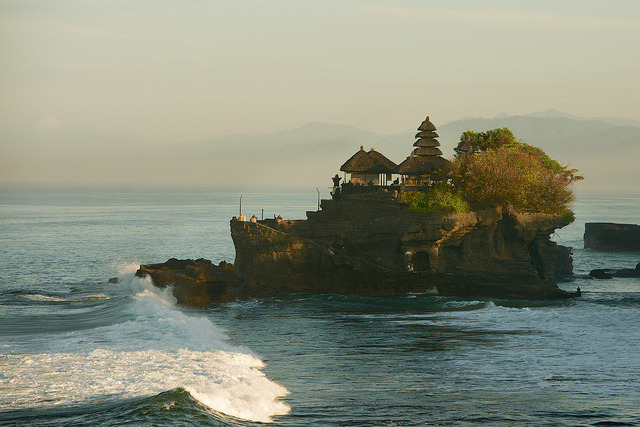 Early morning at Tanah Lot, Bali / Indonesia