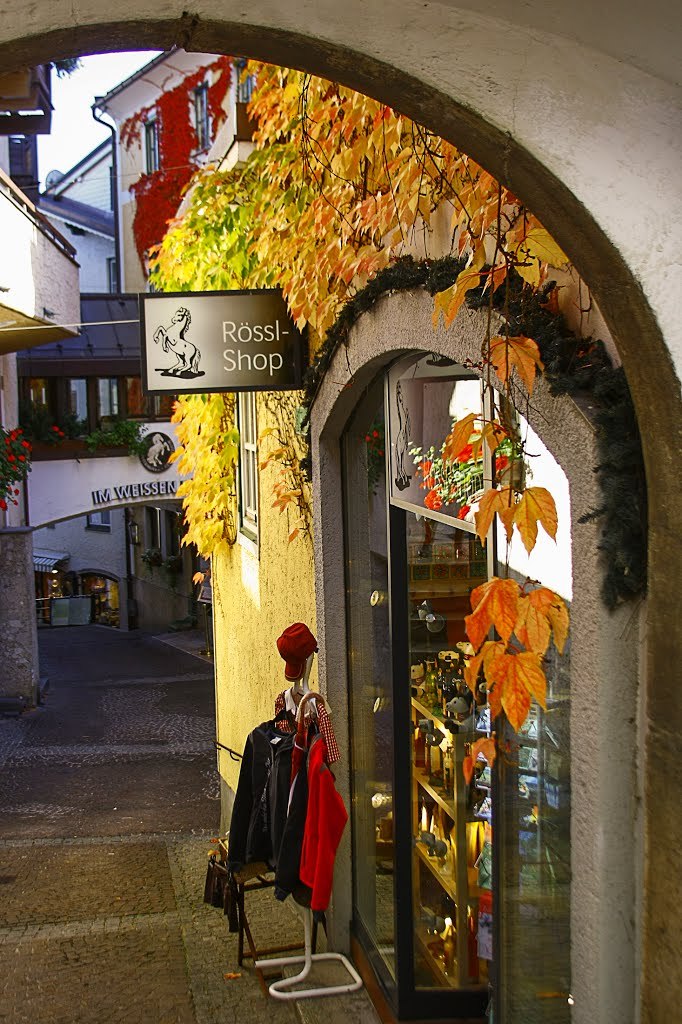 Street shops in Sankt Wolfgang im Salzkammergut / Austria