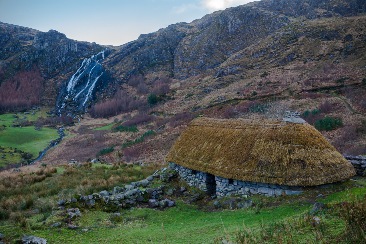 Cottage with a view, Gleninchaquin Park / Ireland by